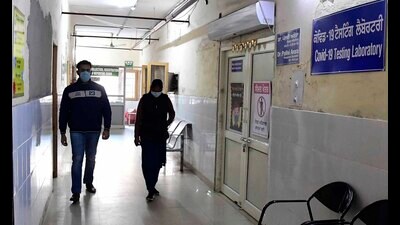 The Health Department has floated these tenders for a combined cost of ₹5.82 crore, while as per the AAP party’s calculations, the expected expenses on the ground were ₹79.66 lakh. (REPRESENTATIVE PIC) The Health Department has floated these tenders for a combined cost of ₹5.82 crore, while as per the AAP party’s calculations, the expected expenses on the ground were ₹79.66 lakh. (REPRESENTATIVE PIC)