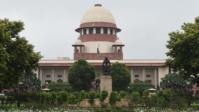 The Supreme Court dismissed the petition filed by lawyer ML Ravi against the DMK’s signature campaign (Sonu Mehta/HT PHOTO) The Supreme Court dismissed the petition filed by lawyer ML Ravi against the DMK’s signature campaign (Sonu Mehta/HT PHOTO)