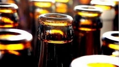 Throughout December 2023, daily liquor bottle sales consistently exceeded 10 lakhs. (File) Throughout December 2023, daily liquor bottle sales consistently exceeded 10 lakhs. (File)