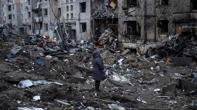 Air defenses shot down all 10 of the hypersonic missiles, out of about 100 of various types that were launched, Ukrainian Commander-in-Chief Gen. Valerii Zaluzhnyi claimed. (Reuters) Air defenses shot down all 10 of the hypersonic missiles, out of about 100 of various types that were launched, Ukrainian Commander-in-Chief Gen. Valerii Zaluzhnyi claimed. (Reuters)