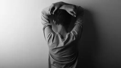 When we are stressed and anxious, the hormone Cortisol is released. "An imbalance of cortisol can throw other hormones out of balance too, like Oestrogen and progesterone, causing problems with menstrual cycles and the PMS anxiety that come with that," wrote Therapist Georgie Collinson." Here are a few signs of high Cortisol and stress levels. (Unsplash) When we are stressed and anxious, the hormone Cortisol is released. "An imbalance of cortisol can throw other hormones out of balance too, like Oestrogen and progesterone, causing problems with menstrual cycles and the PMS anxiety that come with that," wrote Therapist Georgie Collinson." Here are a few signs of high Cortisol and stress levels. (Unsplash)