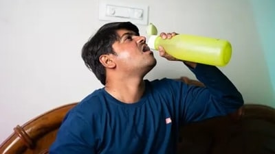 We feel thirsty all the time, even when we are adequately hydrated and have drunk lots of water throughout the day. (Unsplash) We feel thirsty all the time, even when we are adequately hydrated and have drunk lots of water throughout the day. (Unsplash)
