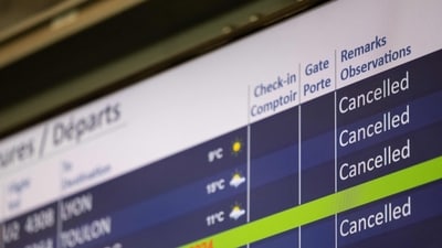 Flight disruption guidelines: Aviation ministry cracks down on airlines for delays and cancellations (File Photo by Fred TANNEAU / AFP) Flight disruption guidelines: Aviation ministry cracks down on airlines for delays and cancellations (File Photo by Fred TANNEAU / AFP)