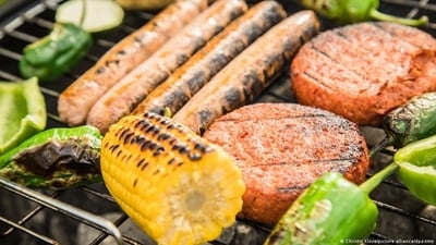 There are more and more plant-based products on offer. (DW/Christin Klose/picture alliance/dpa-tmn ) There are more and more plant-based products on offer. (DW/Christin Klose/picture alliance/dpa-tmn )