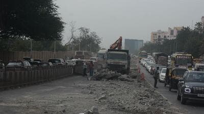 Former deputy mayor Siddharth Dhende has criticised PMC for its decision to dismantle BRTS route and procuring e-buses that ply on such stretches. (HT FILE)