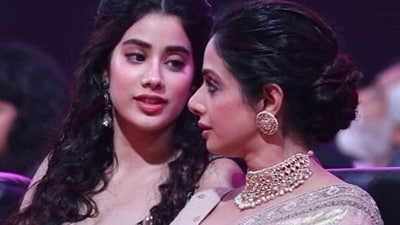 Janhvi Kapoor with Sridevi (Instagram) Janhvi Kapoor with Sridevi (Instagram)
