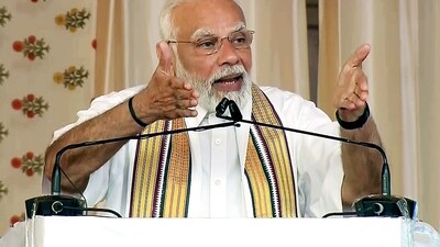 Prime Minister Narendra Modi during the inauguration of Kashi Tamil Sangamam, in Varanasi. (ANI) Prime Minister Narendra Modi during the inauguration of Kashi Tamil Sangamam, in Varanasi. (ANI)