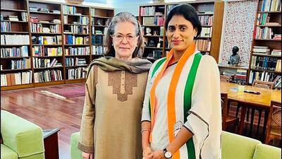 YS Sharmila meets Congress Parliamentary Party Chairperson Sonia Gandhi after she merges YSR Telangana Party with Congress in New Delhi on Thursday. (ANI) YS Sharmila meets Congress Parliamentary Party Chairperson Sonia Gandhi after she merges YSR Telangana Party with Congress in New Delhi on Thursday. (ANI)