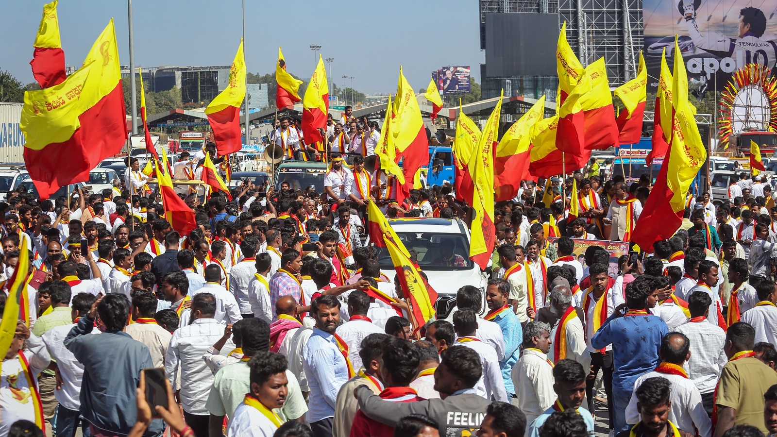 Number Theory: A look at urban migration amid language riots in India - Vimarsana News