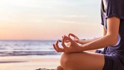 We should practice placing the hand in the area of discomfort and gently offer compassion and empathy. (Unsplash) We should practice placing the hand in the area of discomfort and gently offer compassion and empathy. (Unsplash)