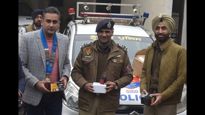Boosting law and order, Ludhiana PCR vans get dashboard cameras (HT Photo) Boosting law and order, Ludhiana PCR vans get dashboard cameras (HT Photo)