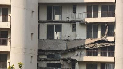 Collapsed balconies in Tower D of the Chintels Paradiso condominium located in Gurugram’s Sector 109 in December 2023. (Parveen Kumar/HT Photo) Collapsed balconies in Tower D of the Chintels Paradiso condominium located in Gurugram’s Sector 109 in December 2023. (Parveen Kumar/HT Photo)