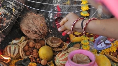The day is associated with the story of King Mahishmati, who regained his lost kingdom and prosperity by observing Saphala Ekadashi. (HT Photo/Mujeeb Faruqui) The day is associated with the story of King Mahishmati, who regained his lost kingdom and prosperity by observing Saphala Ekadashi. (HT Photo/Mujeeb Faruqui)