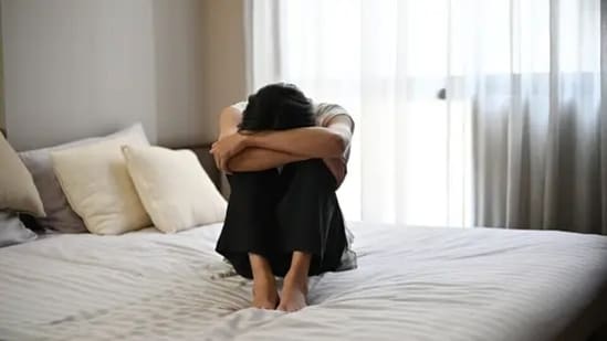 Sometimes we may feel mentally exhausted – this happens when the nervous system is dysregulated, and we feel completely drained emotionally. It is important to take a step back and stop being a hustler and start taking care of our emotional health. Sometimes we can break free from a dysregulated nervous system by taking a break and trying out somatic practices to calm a racing mind. Therapist Carly Johnston shared a few tips.(Unsplash)