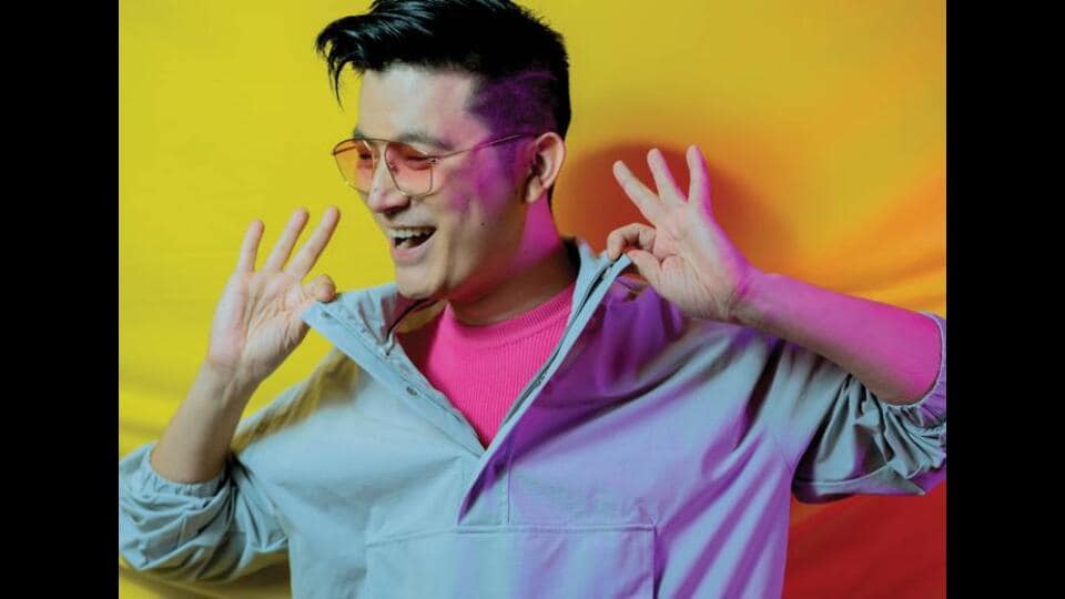 Chang is currently listening to Siva Tere, by Madhubanti Bagchi; One Love, by Shubh; everything by Vishal Bhardwaj.