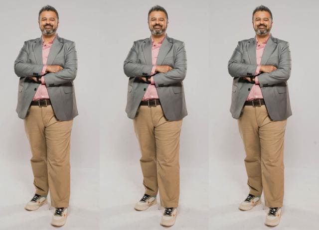 Fathers rarely hug their sons – I haven’t got my share – even though they hug their daughters. Why? Fathers rarely hug their sons – I haven’t got my share – even though they hug their daughters. Why?