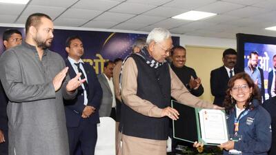 Bihar CM Nitish Kumar and deputy CM Tejashwi Yadav at the function in Patna where appointment letters were handed to sportspersons. (HT photo) Bihar CM Nitish Kumar and deputy CM Tejashwi Yadav at the function in Patna where appointment letters were handed to sportspersons. (HT photo)