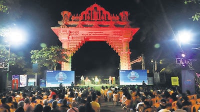 Rezhonium Rendezvous’ with Omkar Agnihotri on harmonium and rezhonium during the NCPA Presents NCPA@Park Event at Narali Baug,Shivaji Park on 16/12/2023. Photo by Santosh Nagvekar (NCPA) Rezhonium Rendezvous’ with Omkar Agnihotri on harmonium and rezhonium during the NCPA Presents NCPA@Park Event at Narali Baug,Shivaji Park on 16/12/2023. Photo by Santosh Nagvekar (NCPA)