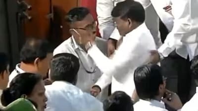 BJP MLA Sunil Kamble slaps a police constable in Pune. BJP MLA Sunil Kamble slaps a police constable in Pune.