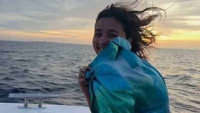 Alia Bhatt shared pictures and videos from her New Year vacation Alia Bhatt shared pictures and videos from her New Year vacation