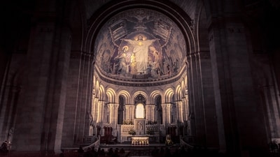 The Christmas Eve service typically features a midnight liturgy, during which the birth of Jesus Christ is celebrated through hymns and prayers. (Unsplash) The Christmas Eve service typically features a midnight liturgy, during which the birth of Jesus Christ is celebrated through hymns and prayers. (Unsplash)
