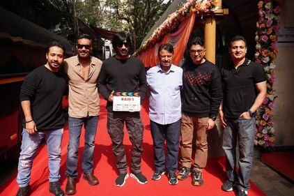 Ajay Devgn and Ravi Teja with the producers of the film Ajay Devgn and Ravi Teja with the producers of the film