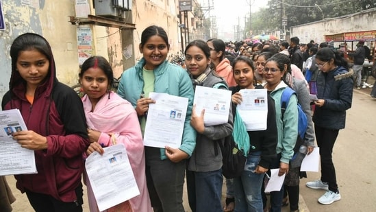 SBI Clerk Prelims 2024 Live: Junior Associate Day 2 Shift 4 exam ends, analysis here SBI Clerk Prelims 2024 Live: Junior Associate Day 2 Shift 4 exam ends, analysis here