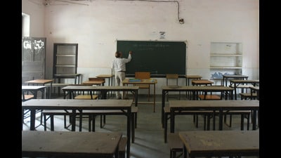 Nearly 100 government high schools in the district are currently operating without headmasters, the topmost position in the institutes that cater to students from classes six to 10. The absence of administrators has led to various challenges, including fund mismanagement, salary disbursement issues and discipline concerns among students and staff (HT File Photo/ Representational image)