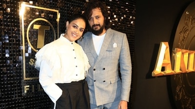 Riteish Deshmukh and wife Genelia were a part of the Animal success celebrations. Ritiesh was in a grey suit while Genelia looked pretty in an informal white shirt and high-waisted trousers. Riteish Deshmukh and wife Genelia were a part of the Animal success celebrations. Ritiesh was in a grey suit while Genelia looked pretty in an informal white shirt and high-waisted trousers. 