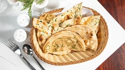 Green Garlic Kulcha for winter afternoons: Recipe inside (Unsplash)