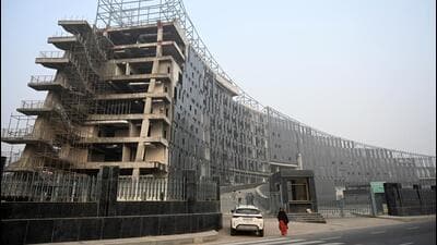 Almost 70% work on the Noida authority’s new administrative building in Sector 96 is complete, said officials, adding that rectifications suggested by IIT-Delhi will be carried out. (Sunil Ghosh /HT Photo) Almost 70% work on the Noida authority’s new administrative building in Sector 96 is complete, said officials, adding that rectifications suggested by IIT-Delhi will be carried out. (Sunil Ghosh /HT Photo)