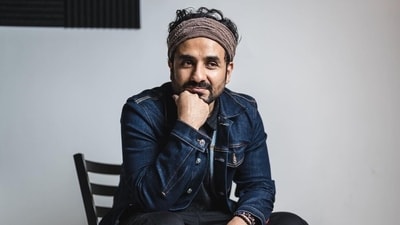 Stand up comic Vir Das has tweeted about the Lakshadweep-Maldives issue. Stand up comic Vir Das has tweeted about the Lakshadweep-Maldives issue.