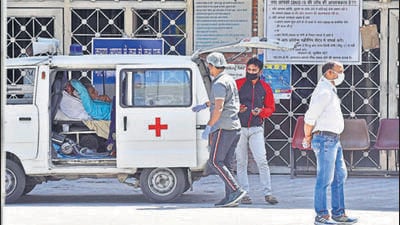 Additional commissioner of police Madhur Verma, who heads the ACB, confirmed that a team of investigators visited the hospital on Tuesday and conducted searches, but did not share more details, saying the case is still being probed. (HT Archive)