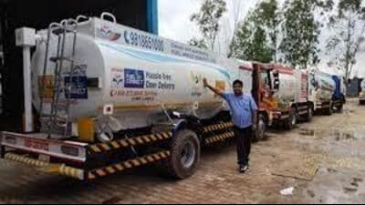 Bathinda is among the key bulk storage points of the major public sector players including Indian Oil, Bharat Petroleum and Hindustan Petroleum Corporation Limited from where fuel on tankers is supplied to various parts of Punjab, Himachal Pradesh and Jammu and Kashmir Bathinda is among the key bulk storage points of the major public sector players including Indian Oil, Bharat Petroleum and Hindustan Petroleum Corporation Limited from where fuel on tankers is supplied to various parts of Punjab, Himachal Pradesh and Jammu and Kashmir