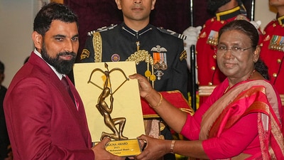 Mohammed Shami during the Sports and Adventure Awards 2023 at the Rashtrapati Bhavan, in New Delhi (PTI)
