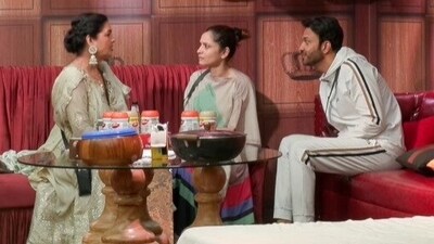 Ankita Lokhande's mom met her and Vicky Jain in Bigg Boss 17 house.