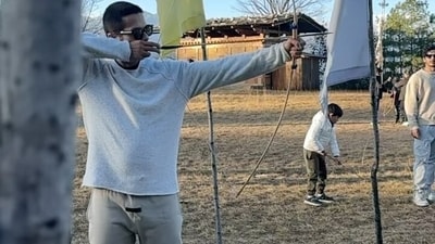 Shahid Kapoor and brother Ishaan Khatter tried their hands at the bow and arrow during the Bhutan trip. While Shahid was seen in Farzi and Bloody Daddy last year, Ishaan was seen in the film, Pippa.&nbsp; 