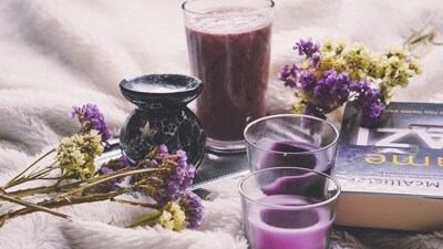 Scented candles are widely used to create ambiance and add fragrance to indoor spaces. However, there is a debate about their impact on health. Some argue that scented candles release potentially harmful toxins, while others claim that the levels of these toxins are not significant enough to pose a health risk. Nevertheless, choosing to stop burning scented candles can offer various benefits. Here are some key reasons to consider avoiding scented candles in your home. (Unsplash) Scented candles are widely used to create ambiance and add fragrance to indoor spaces. However, there is a debate about their impact on health. Some argue that scented candles release potentially harmful toxins, while others claim that the levels of these toxins are not significant enough to pose a health risk. Nevertheless, choosing to stop burning scented candles can offer various benefits. Here are some key reasons to consider avoiding scented candles in your home. (Unsplash)