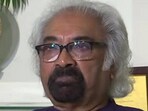 Sam Pitroda said Rahul Gandhi's father former PM Rajiv Gandhi used to meet people and there were overwhelming crowd always to meet Rajiv Gandhi. 