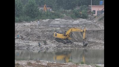 It was further apprised in the meeting that in response to recent events and the obligations towards the National Green Tribunal (NGT), the department has intensified mining recovery efforts, including the imposition of environmental cess. (File) It was further apprised in the meeting that in response to recent events and the obligations towards the National Green Tribunal (NGT), the department has intensified mining recovery efforts, including the imposition of environmental cess. (File)