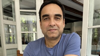 Pankaj Tripathi during shoot of Main Atal Hoon. (Deep Saxena/HT) Pankaj Tripathi during shoot of Main Atal Hoon. (Deep Saxena/HT)
