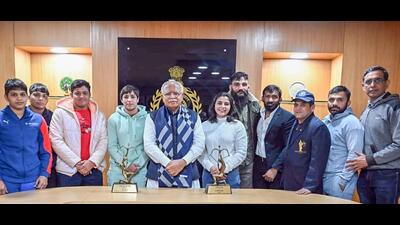 The chief minister congratulated wrestlers Sunil Kumar, Antim Panghal and golfer Diksha Dagar, who have been honoured with the Arjuna award.