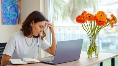 Brain fog can make us feel constantly exhausted and fatigued, even after taking adequate rest. (Unsplash) Brain fog can make us feel constantly exhausted and fatigued, even after taking adequate rest. (Unsplash)