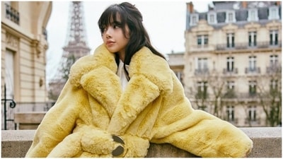 Blackpink member Lisa shared pictures from a shoot in Paris with her fans on social media. The post shows several photos of the singer and rapper dressed in two chic ensembles. Scroll through to check out the pictures and read our download on Lisa's outfits. (Instagram) Blackpink member Lisa shared pictures from a shoot in Paris with her fans on social media. The post shows several photos of the singer and rapper dressed in two chic ensembles. Scroll through to check out the pictures and read our download on Lisa's outfits. (Instagram)