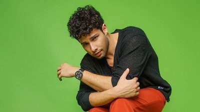Actor Siddhant Chaturvedi was recently seen in the film Kho Gaye Hum Kahan. Actor Siddhant Chaturvedi was recently seen in the film Kho Gaye Hum Kahan.