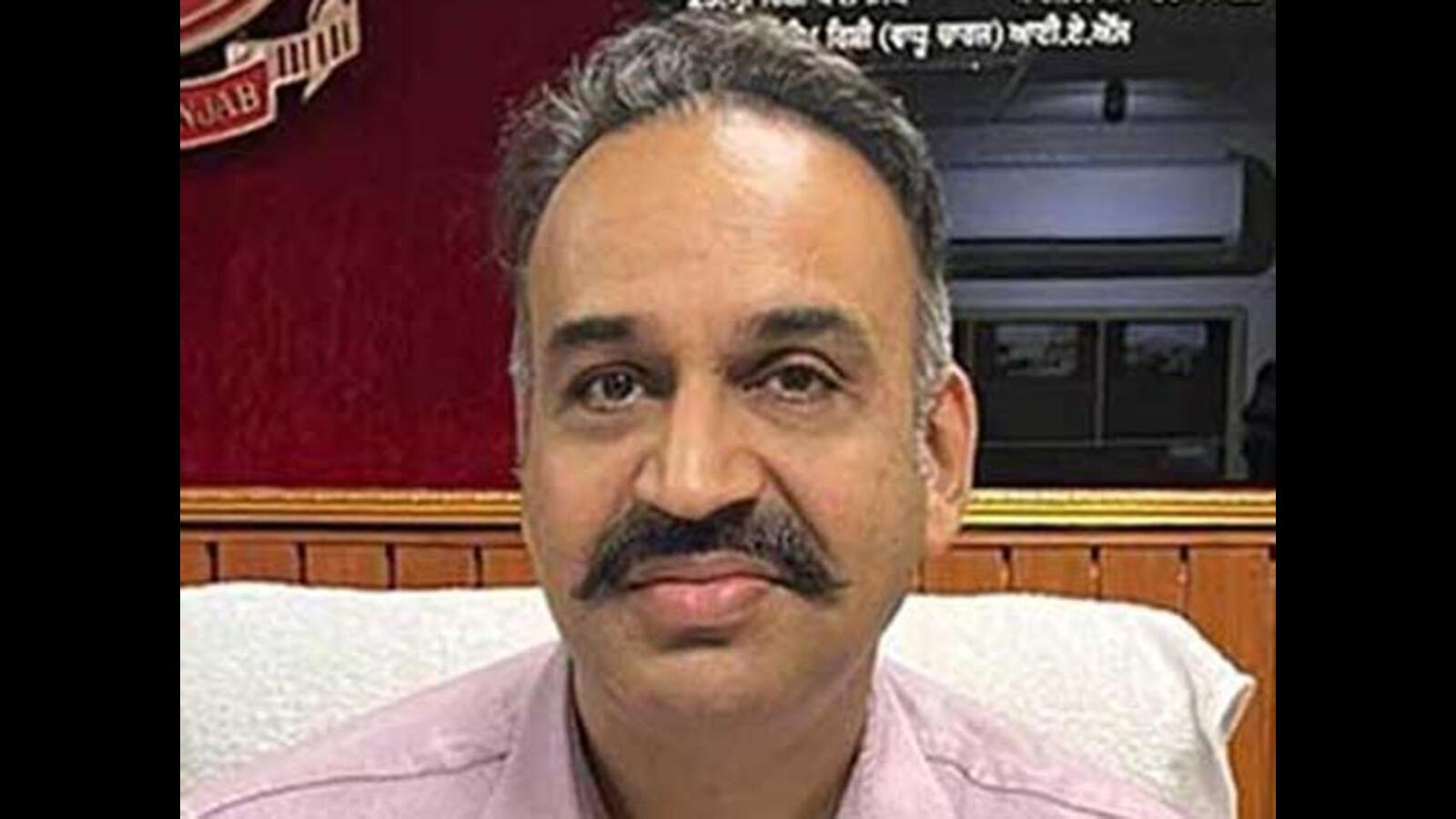 Seals broken: Ludhiana MC chief seeks report of re-opened shops - Vimarsana News