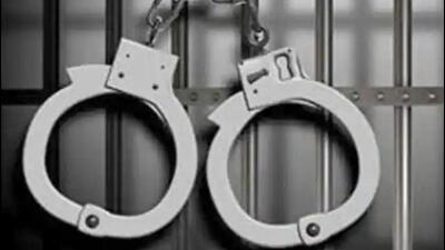 25 people were arrested from the fake call centre and 34 mobile phones, 22 computer systems, four laptops, five internet routers, etc were recovered from the spot (Representational image)