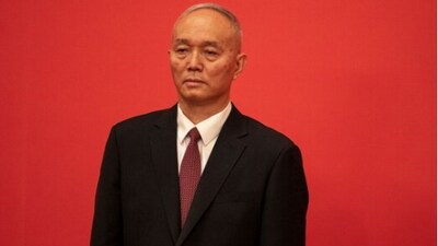 Cai Qi was one of the first officials to publicly refer to Xi Jinping in equal terms to Mao. (Bloomberg) Cai Qi was one of the first officials to publicly refer to Xi Jinping in equal terms to Mao. (Bloomberg)