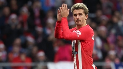 Atletico Madrid's French forward Antoine Griezmann cheers at supporters (AFP) Atletico Madrid's French forward Antoine Griezmann cheers at supporters (AFP)