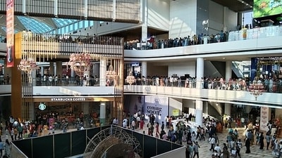 Lulu shopping mall in Lucknow Lulu shopping mall in Lucknow